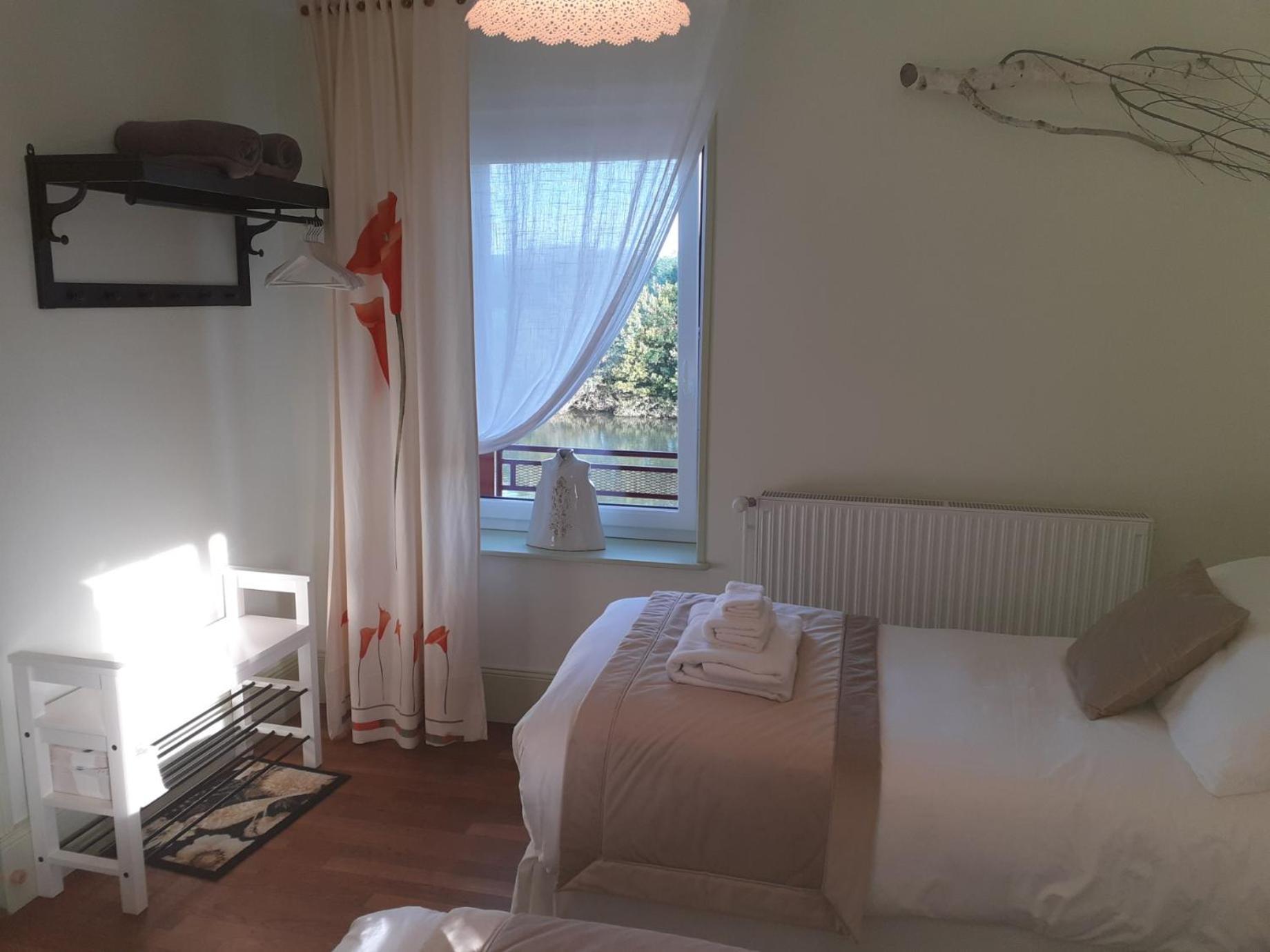 Chambres D'Hotes Cascarot Lechatelet Екстериор снимка
